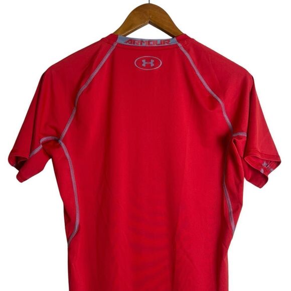 Under‎ Armour red compression tee. Size large - Picture 8 of 8